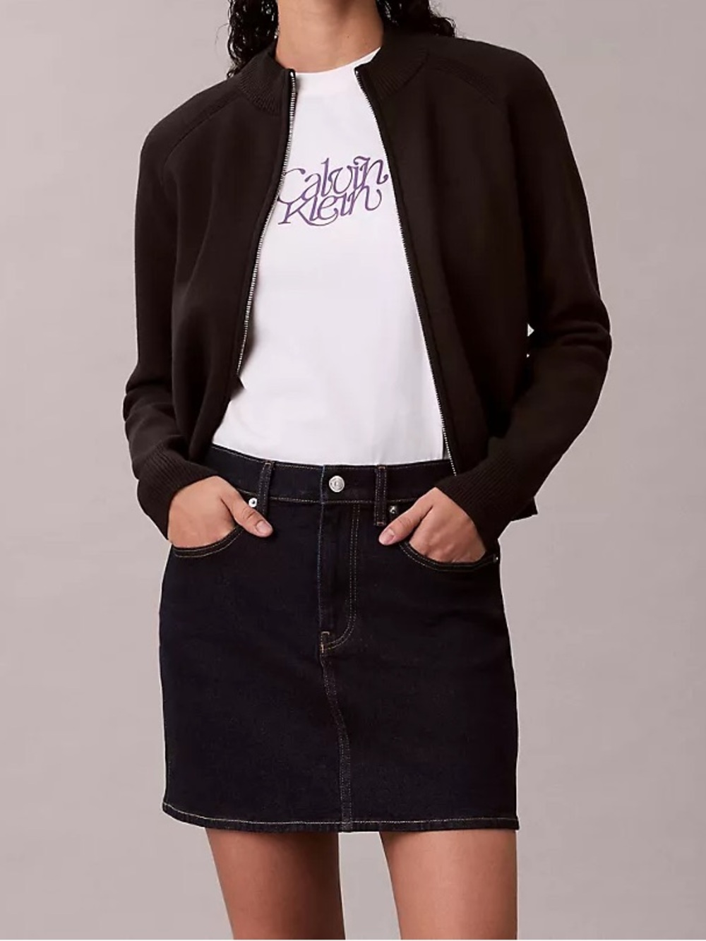 NWT Calvin Klein Denim Mini Skirt, Classic Rinse Dark Wash – Size 28 (6)
